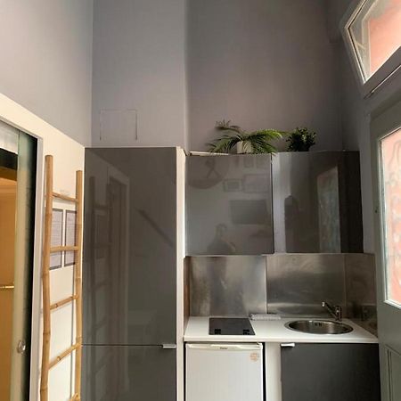Spacious Bright Split Level Flat In The Fashionable Marais Leilighet Paris Eksteriør bilde